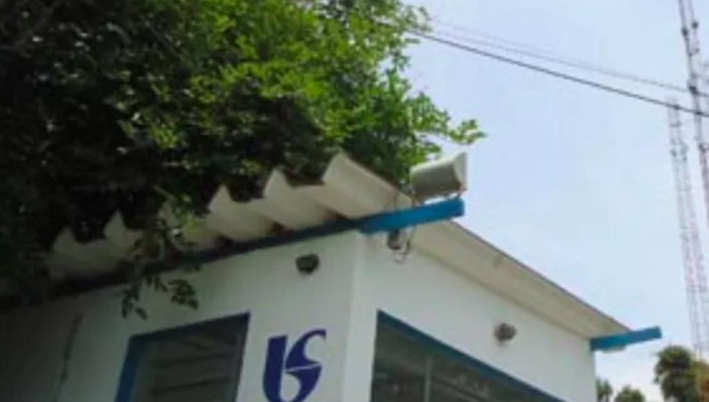 Funcionário da Sabesp é mantido refém dentro da empresa por quadrilha em São Vicente, SP