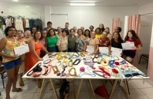 Projeto Social Jhony Sasaki: Já formou mais de 600 alunos nos cursos de crochê e patch aplique. Saiba mais…