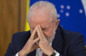 Lula vê popularidade caindo e aposta em aprovação de projetos no Congresso