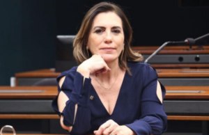 “Mais Segurança para as Mulheres: Deputada entrega nova viatura para DDM de São Vicente