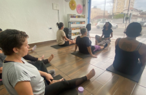 Inscreva-se aulas de Yoga, Projeto Social Jhony Sasaki. Confira!