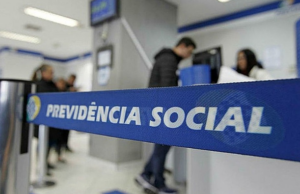 Aposentados registraram 742 mil reclamações sobre descontos indevidos no 1º semestre de 2024