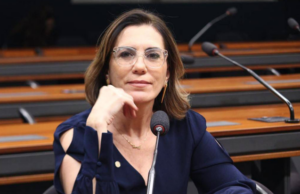 Rosana Valle integra comitiva do Fundo Social. Saiba mais…