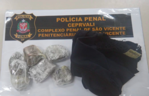 Mulheres são detidas com maconha escondida em visita a detentos em São Vicente.