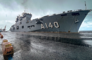 Maior Navio de Guerra da América Latina Chega a Santos e Terá Visitação Gratuita