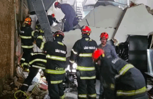 Teto desaba e deixa feridos em restaurante do Chef Fogaça.
