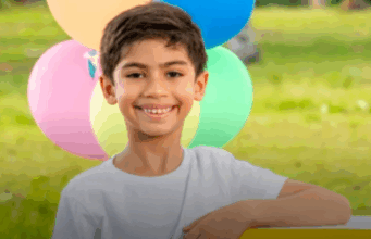 Pais denunciam sucessão de erros em atendimento que terminou com morte do filho.