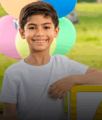 Pais denunciam sucessão de erros em atendimento que terminou com morte do filho.